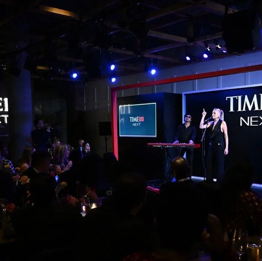 @time 100 x SECOND, an evening for the books.