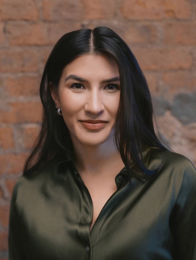 Jade Ho, Director of Sales